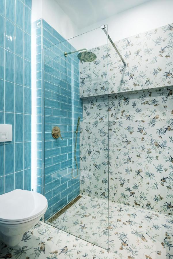 Krane O Utca Apartment *