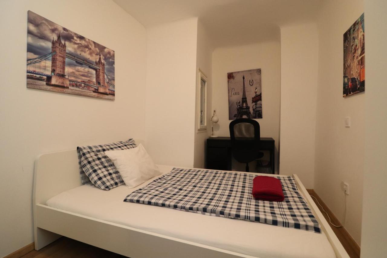 New A In Kiraly Street 106 Apartment