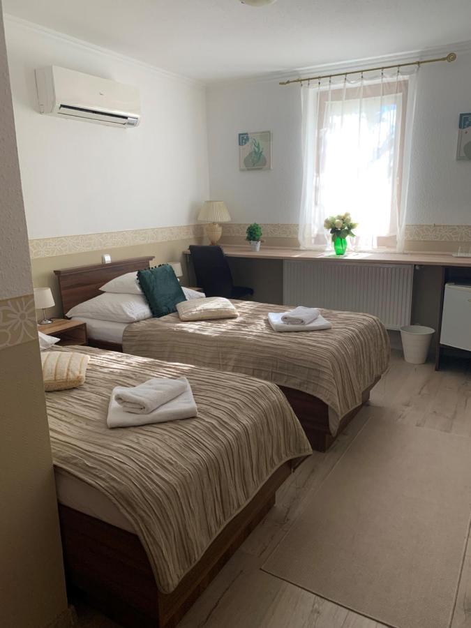 Le Rose 3* Budapest