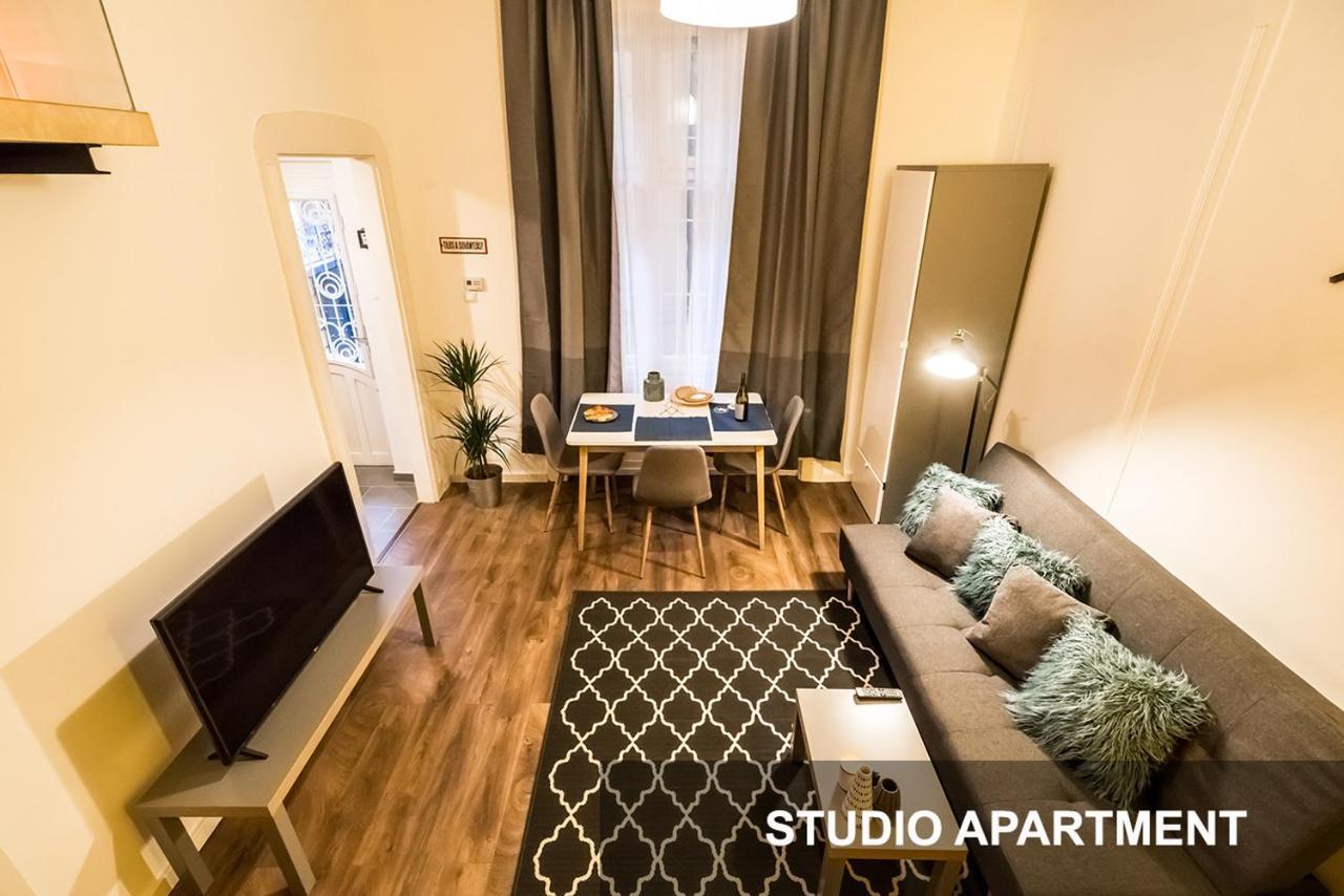 Bpr Whistle Arts Industrial Appartement