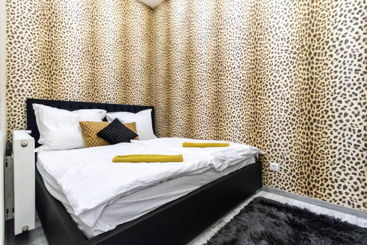 Rita's Design In Downtown Apartamento