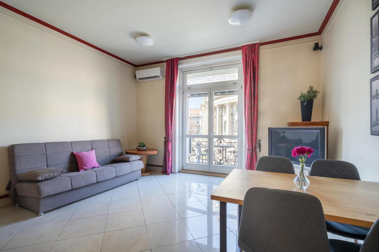 Breathless Panorama Basilika With Balcony Need Reservation For Free Parking * Budapest