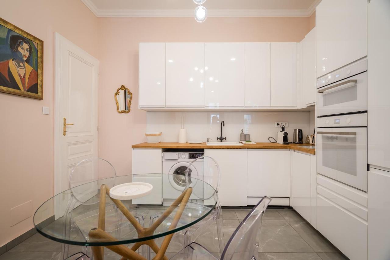 Bpr Adagio Design With A/c Lejlighed Budapest