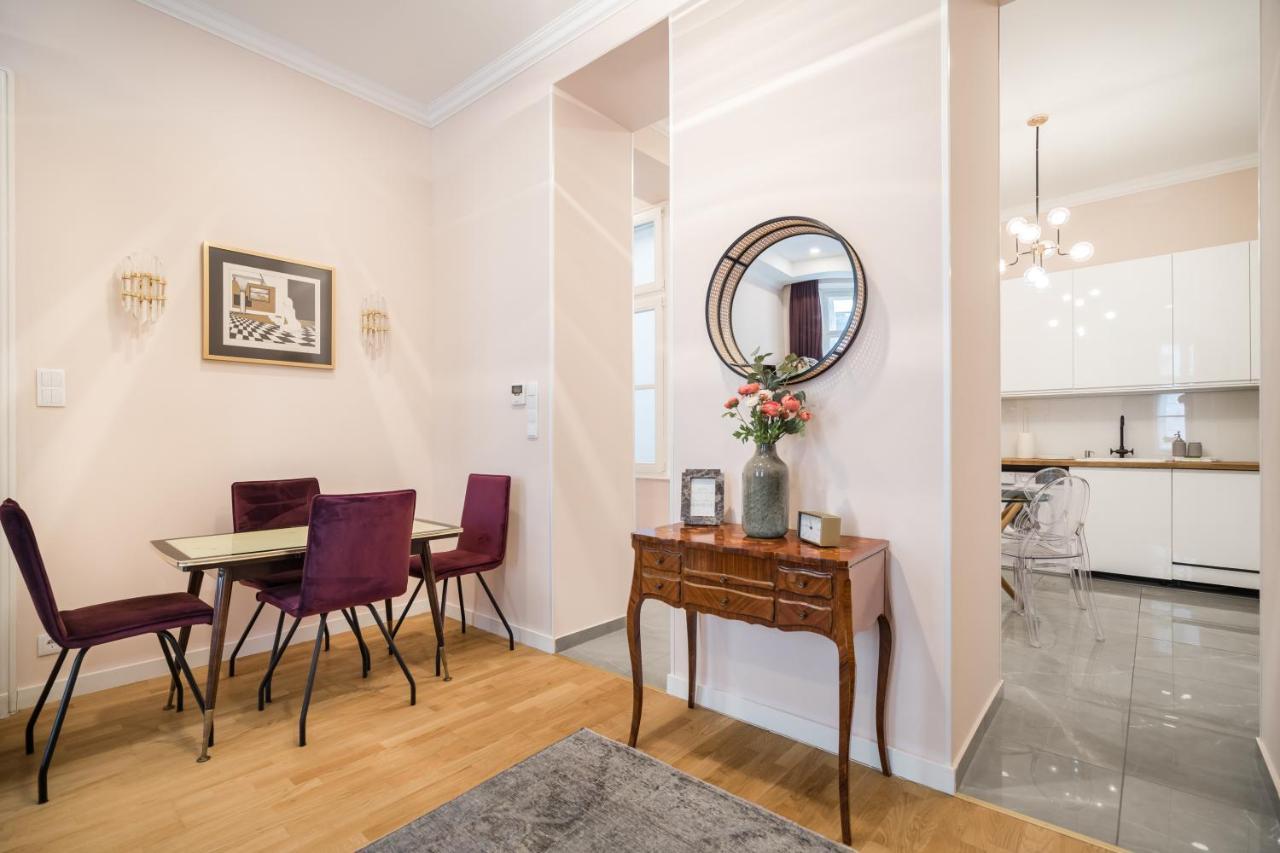 Apartment Bpr Adagio Design With A/c *
