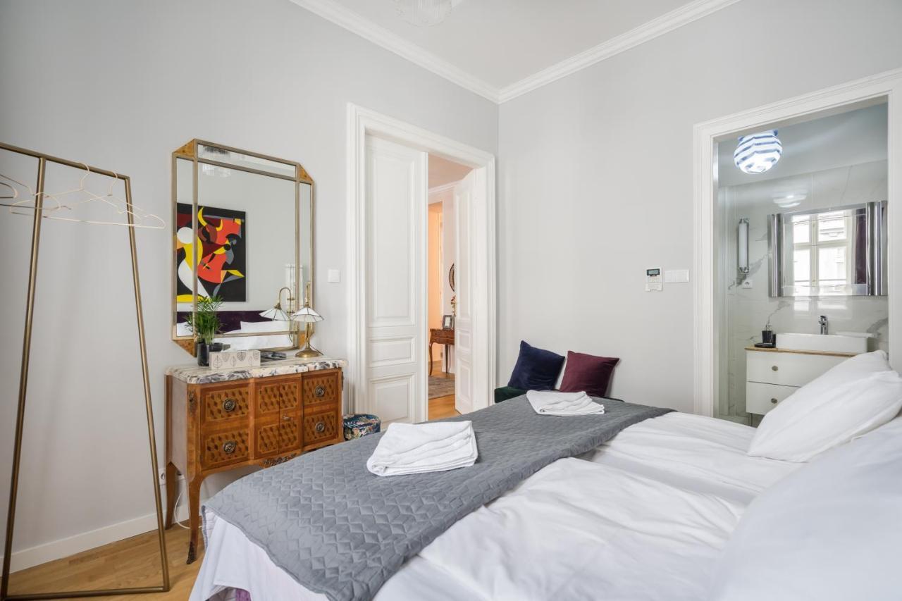 Bpr Adagio Design With A/c Budapest