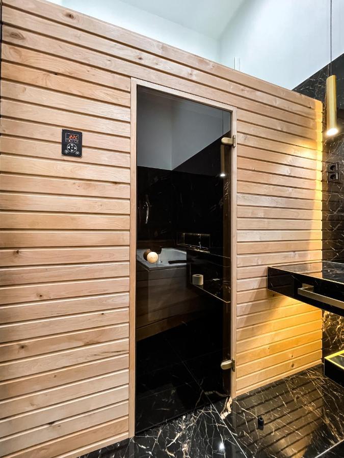 Apartment St Stephen Luxury With Jacuzzi&sauna Budapest