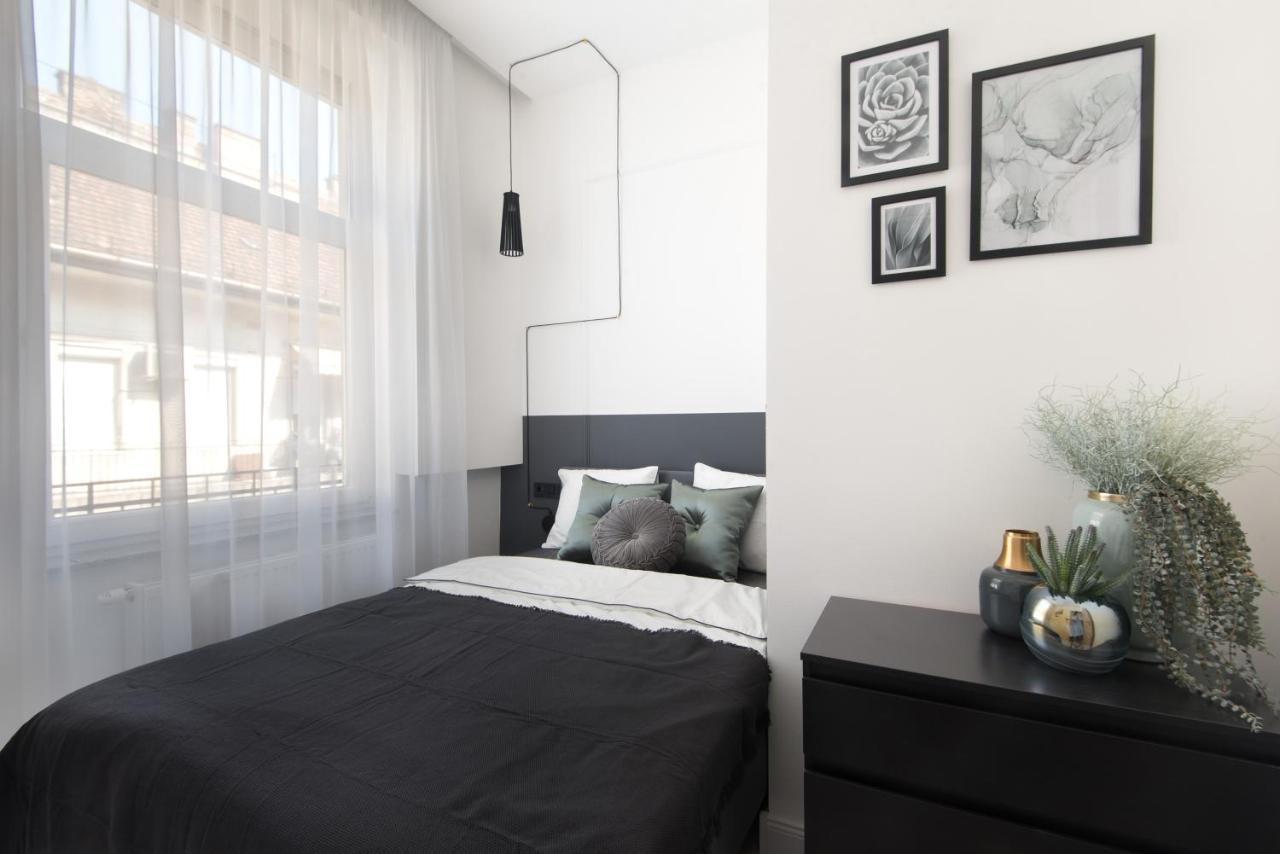 Hollo 3 Bedroom Downtown *