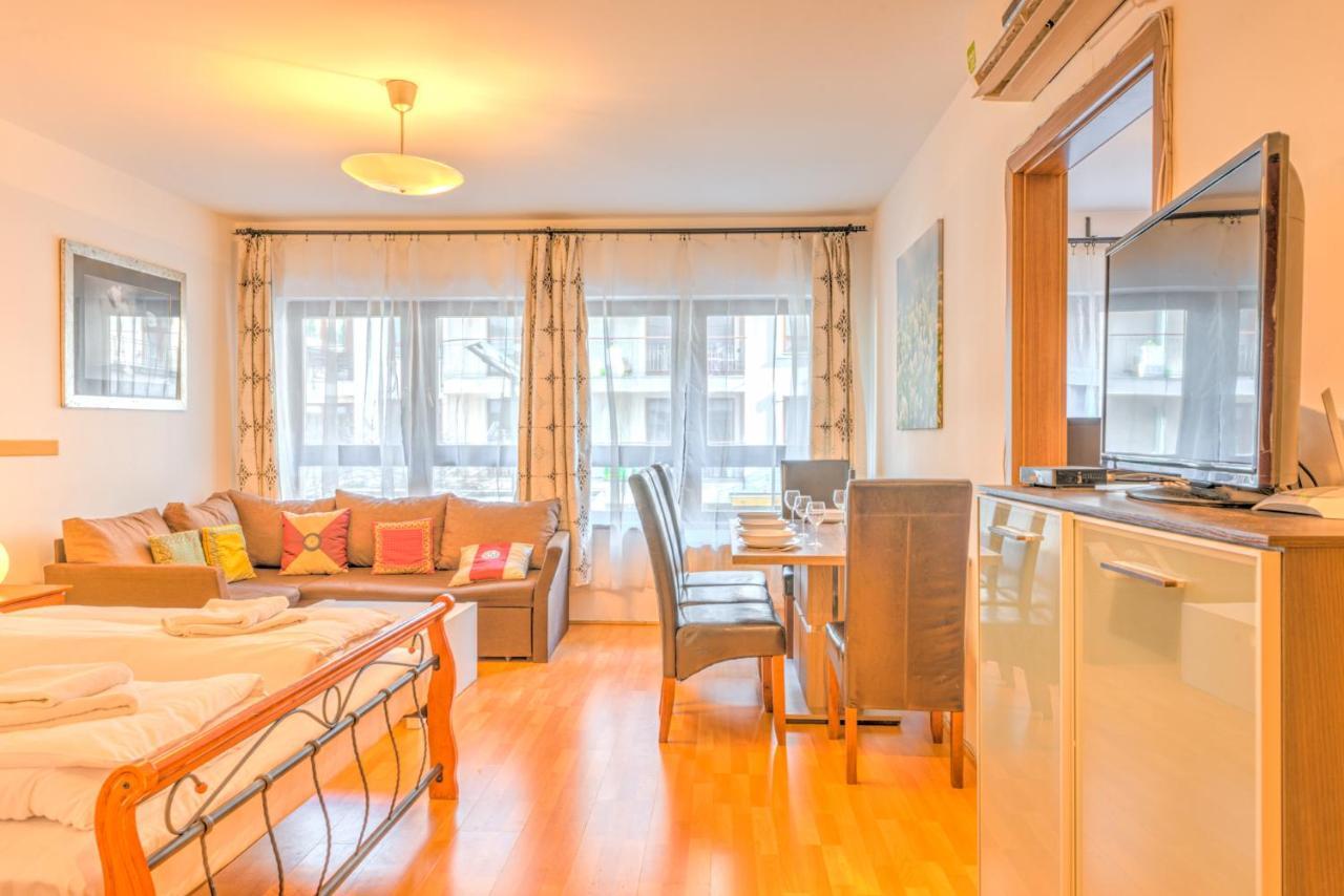 Capital Apartment