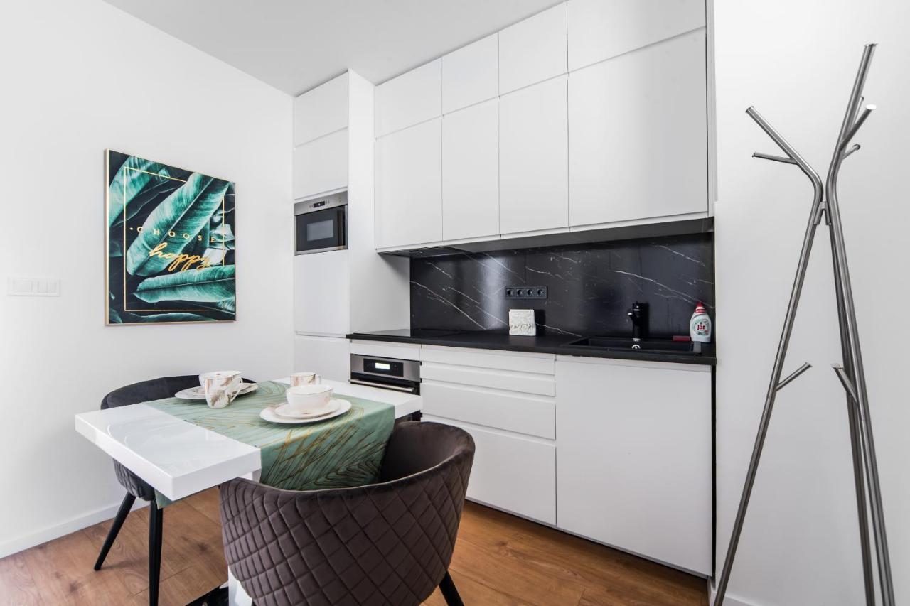 Apartamento Akácfa 413 Luxury Aircon Center