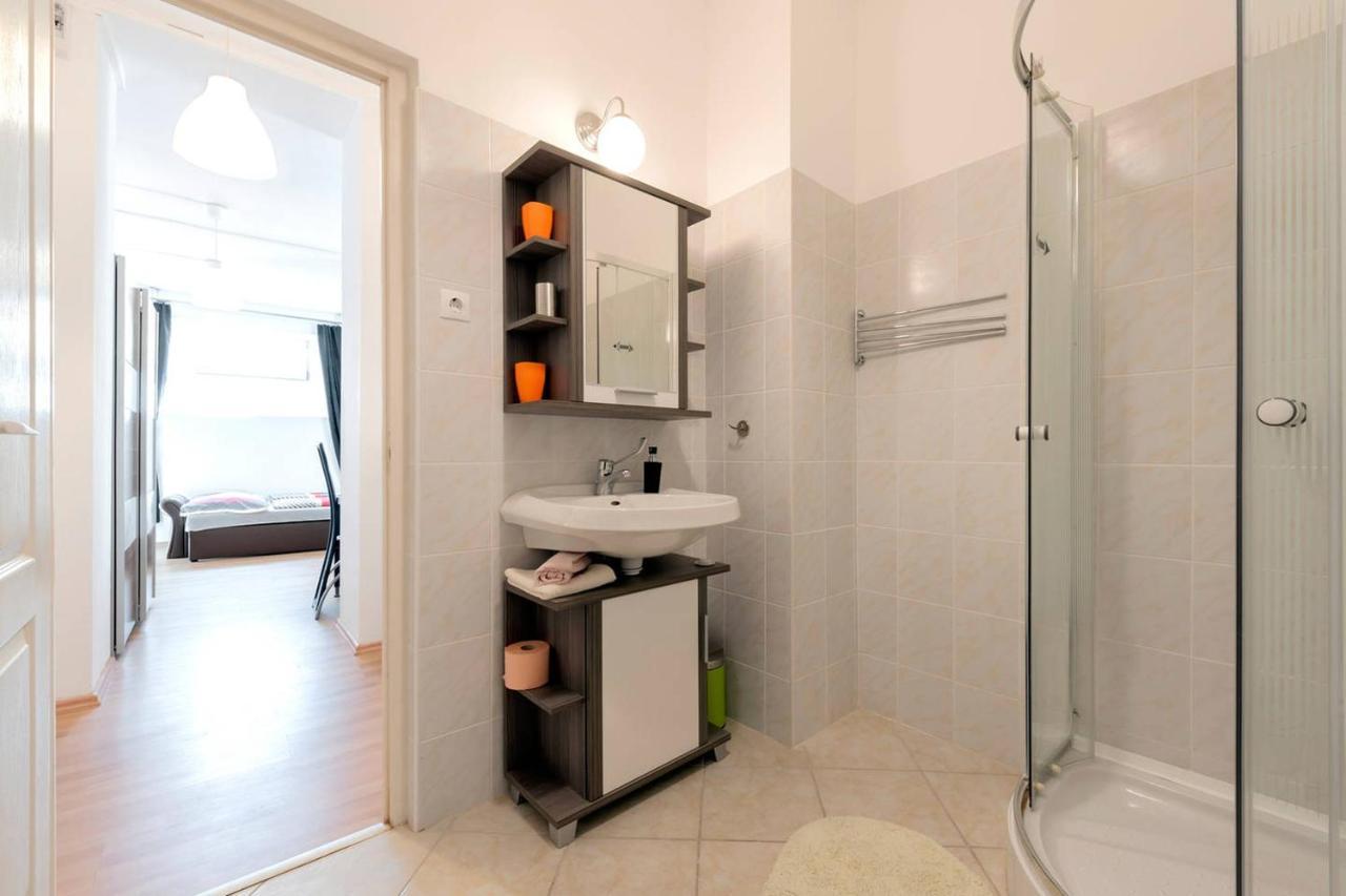 2 Apartment