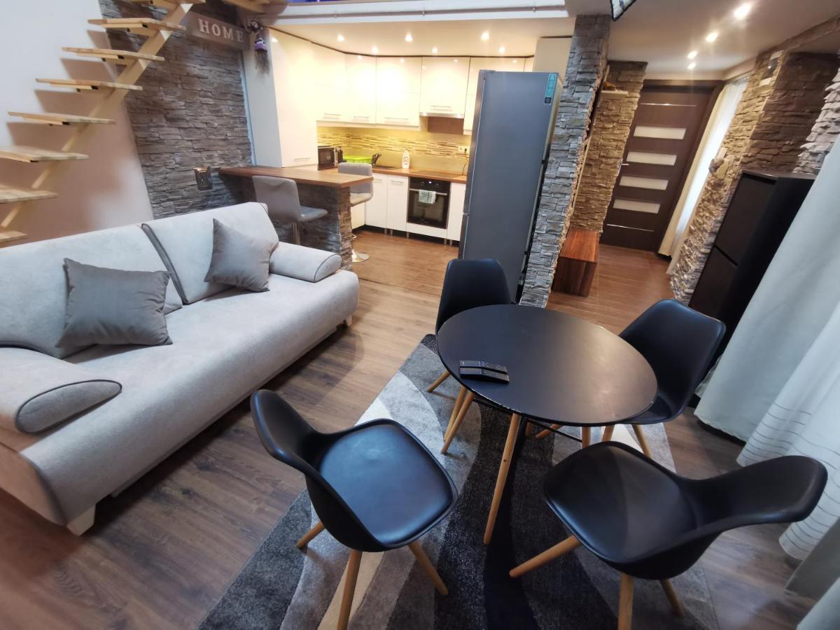 Goldcentral Apartamento