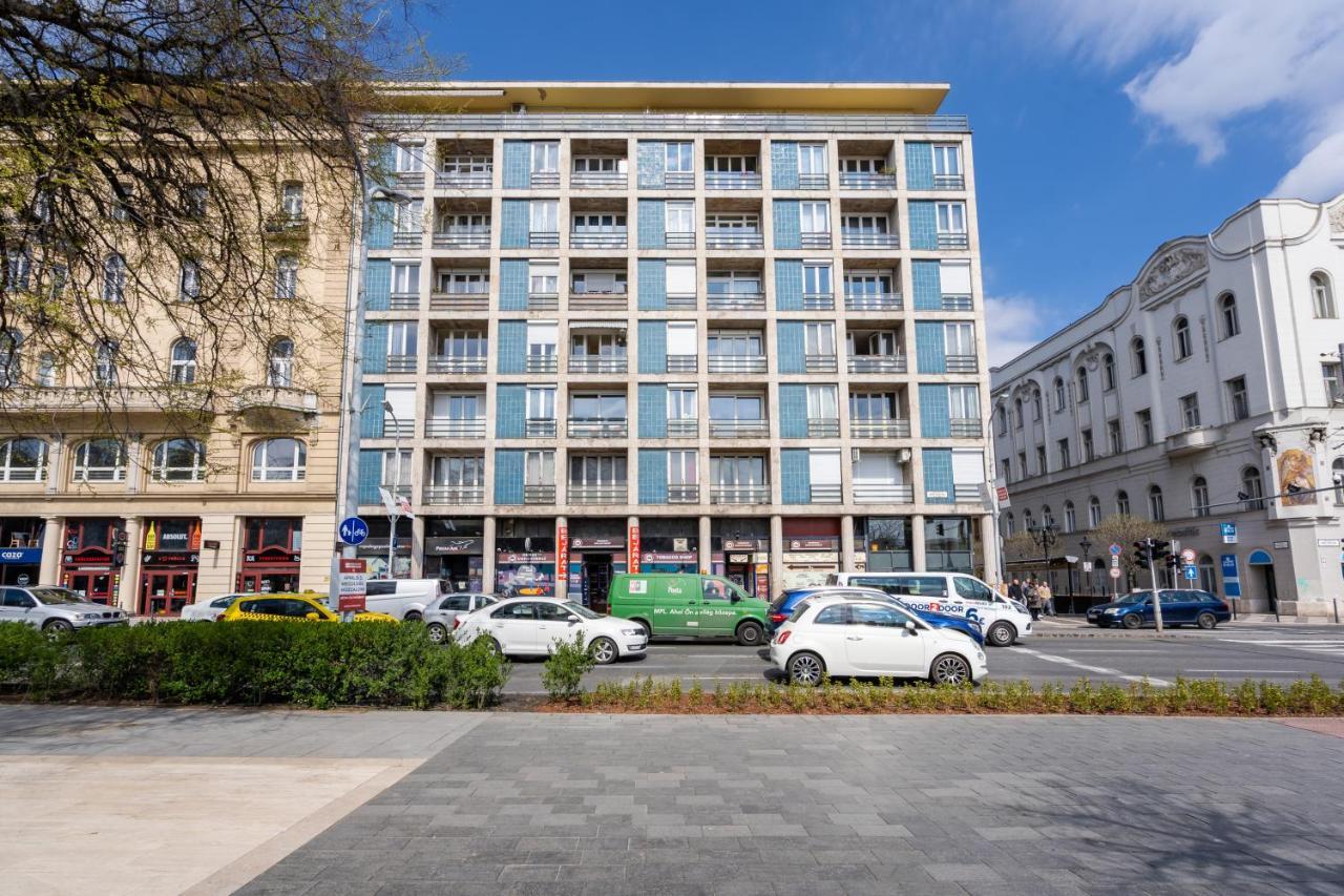 Breathless Basilika View Elegant Flat With Balcony Need Reservation X Free Parking Apartment Budapest