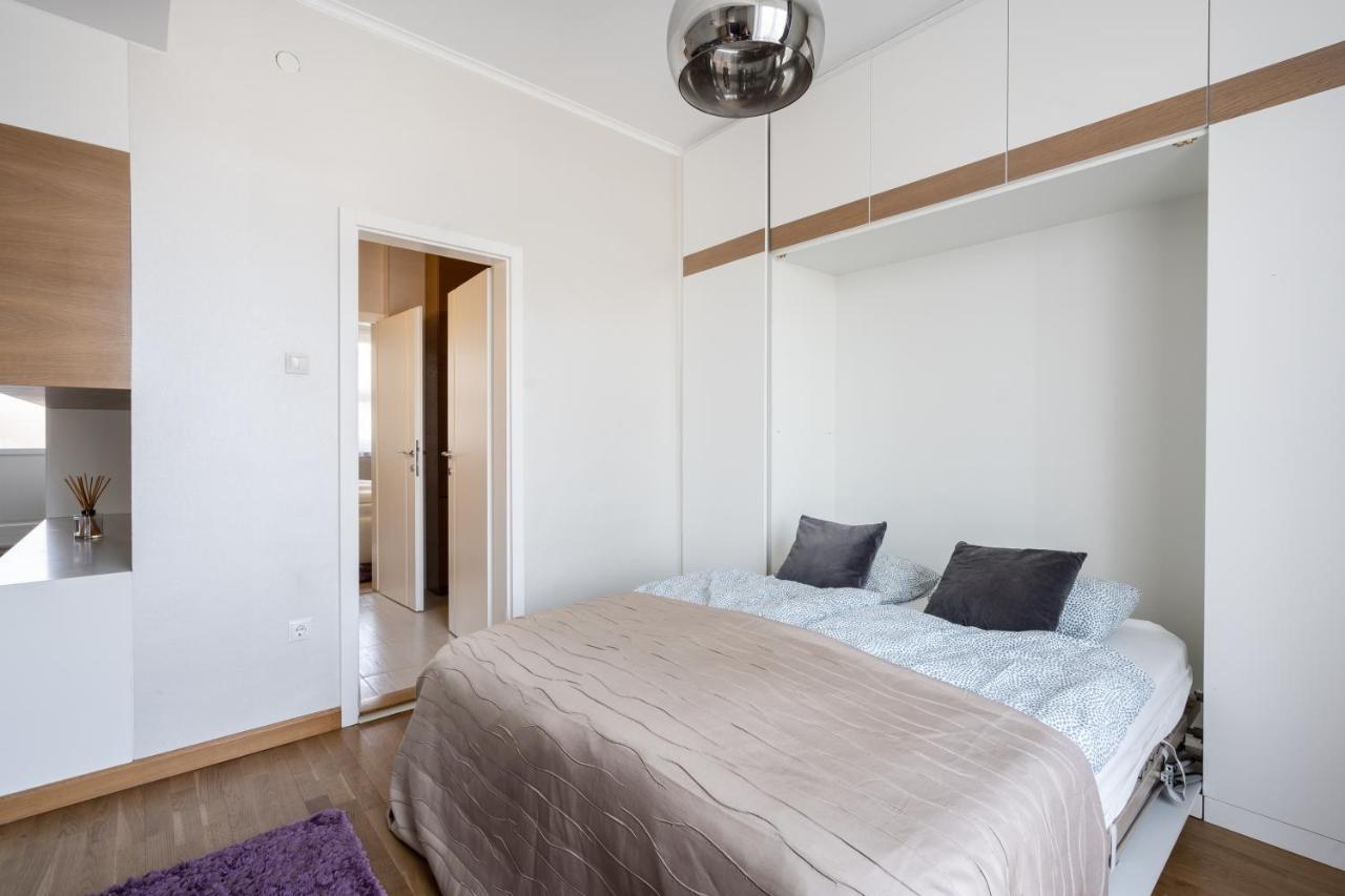 Apartment Breathless Basilika View Elegant Flat With Balcony Need Reservation X Free Parking Budapest