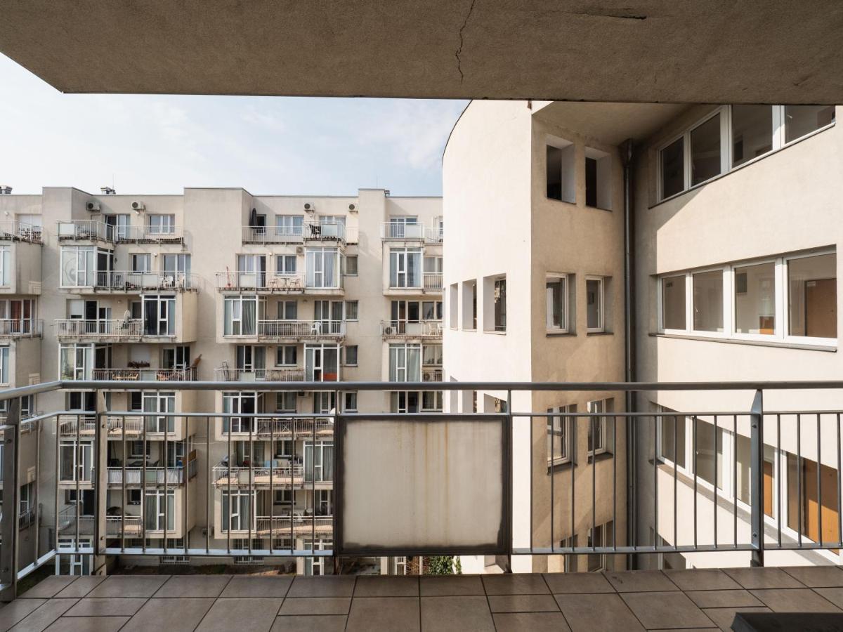 Cozy With Big Balcony And Ac * Budapest