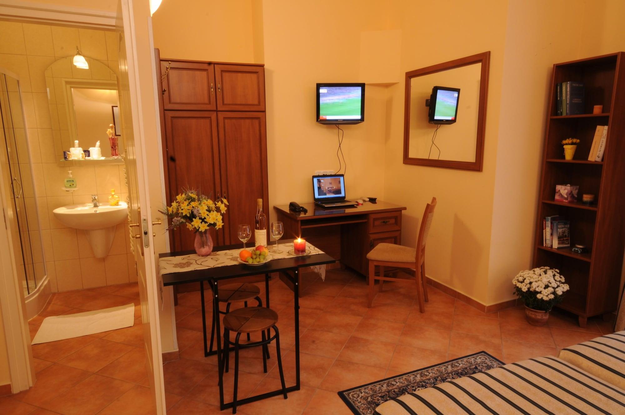 Museum Central Hotel 3*