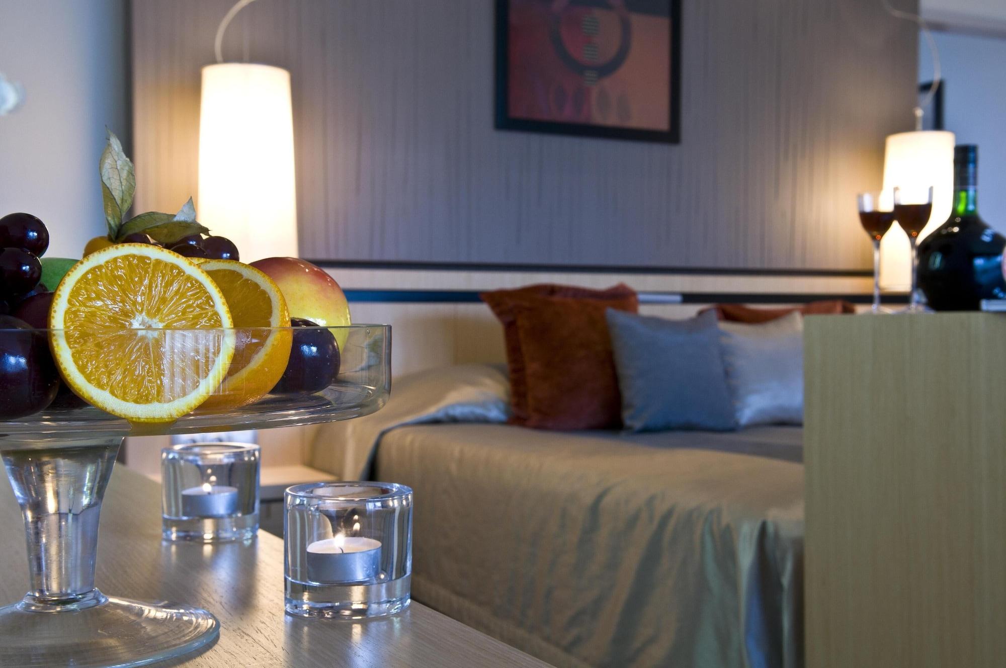 Mamaison Andrassy Hotel 4*
