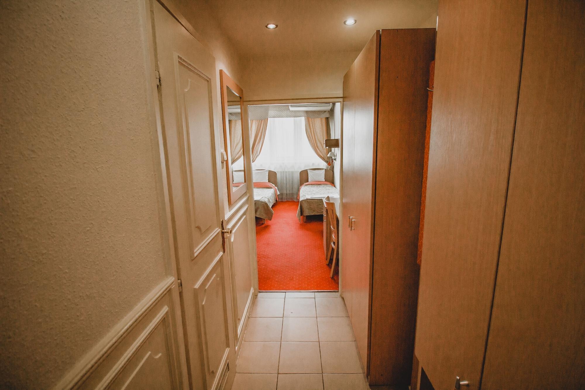 Hotel Alfa Art