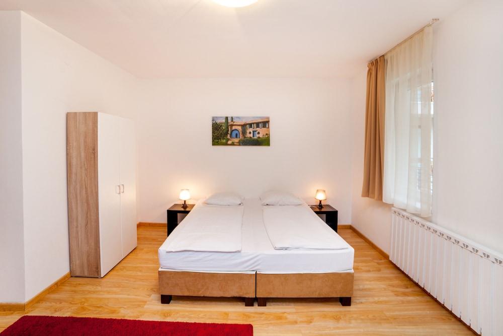 Prince Apartments Hotel apartamentowy Budapeszt