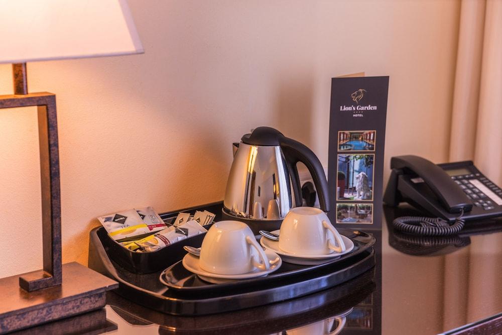 Hotel Lion's Garden 4*