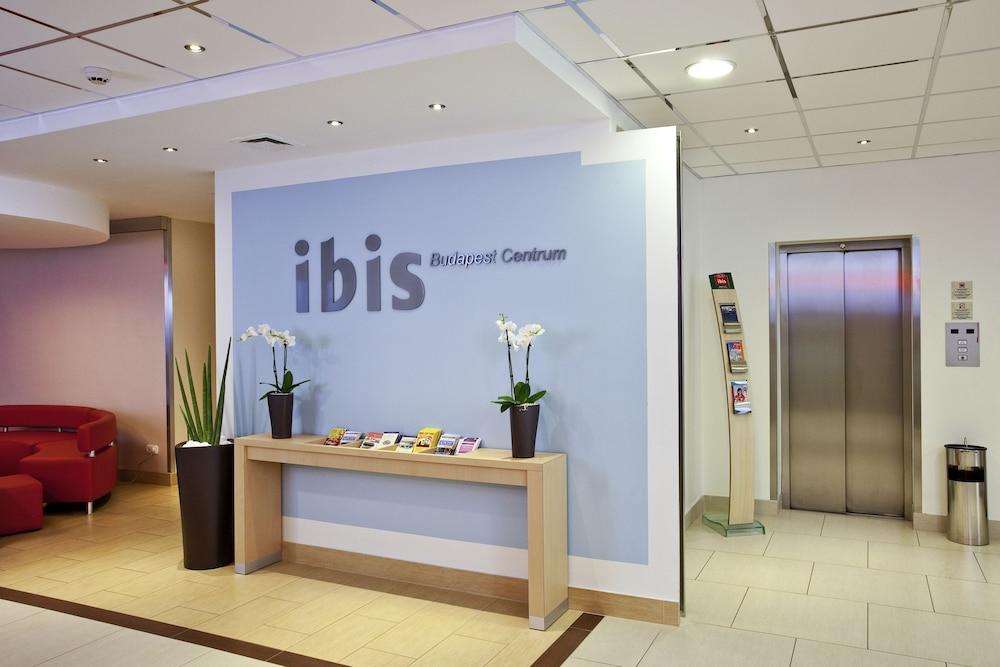 Ibis Centrum Hotel 3*