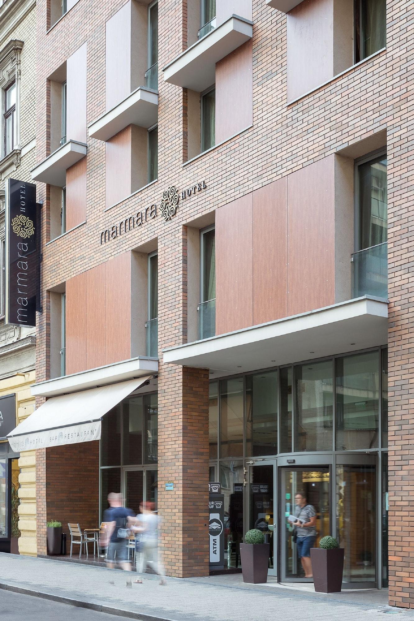 Marmara Hotell 4*