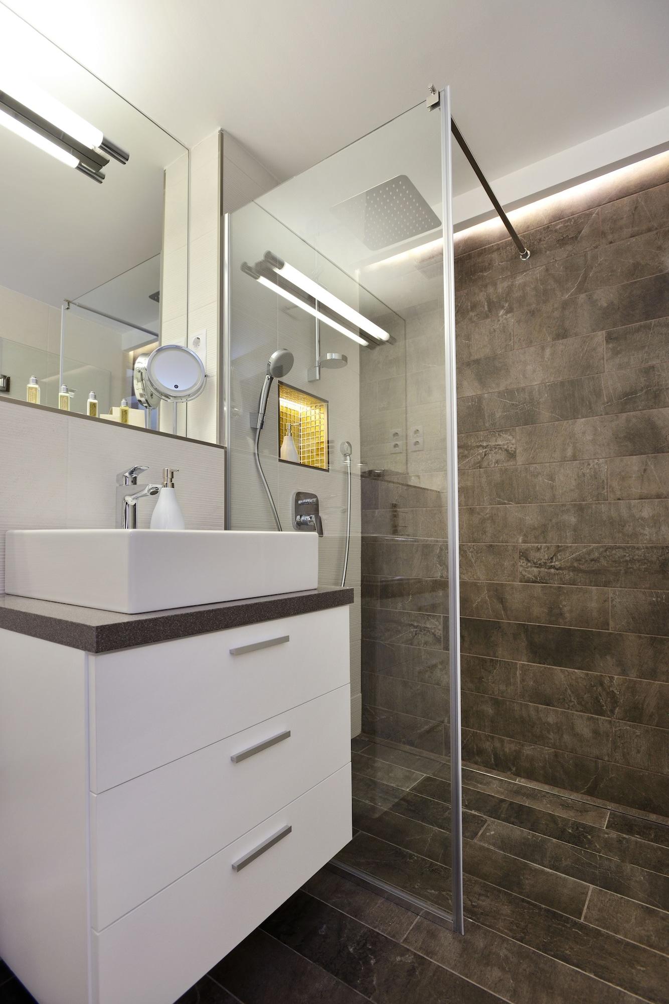 Opera Garden Hotel&apartments Hotel