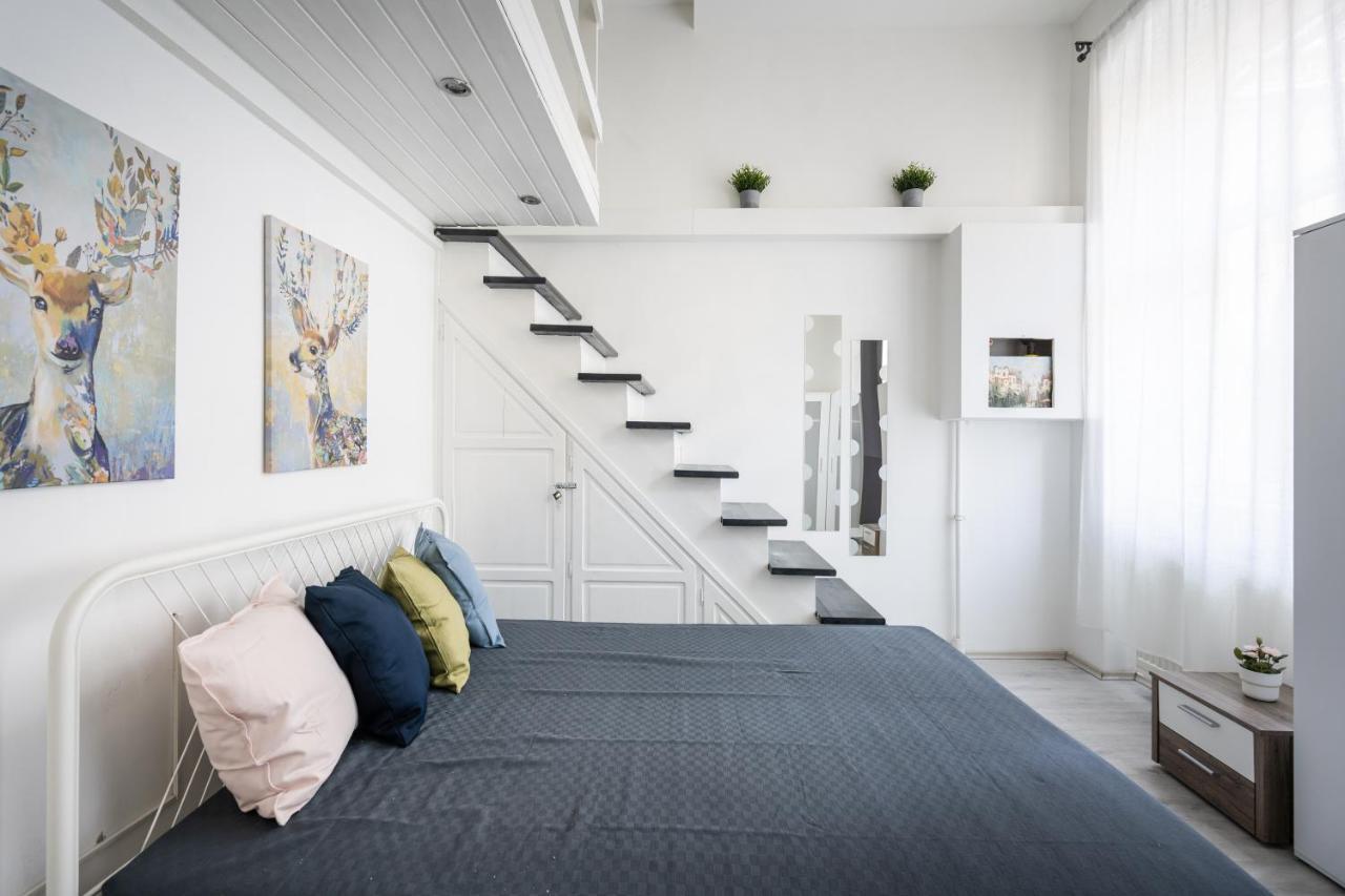 Lägenhet Bpr White Peony - 2 Bdr Central Budapest