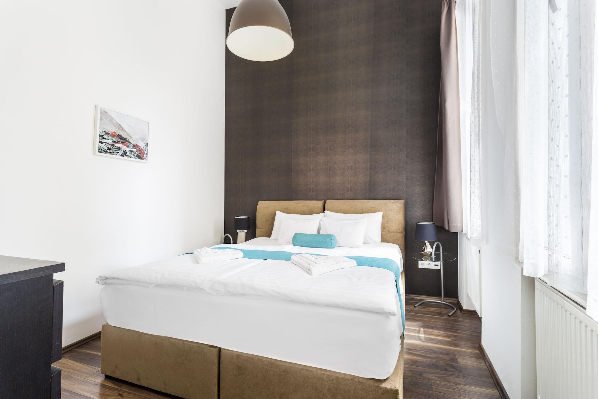 Mika Downtown Hotel 3*