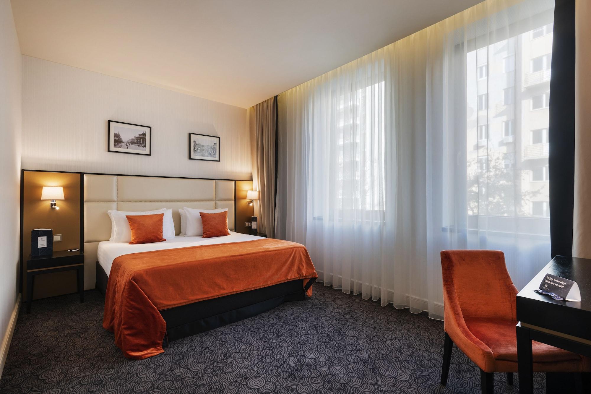 Hotel Eurostars Danube 4*