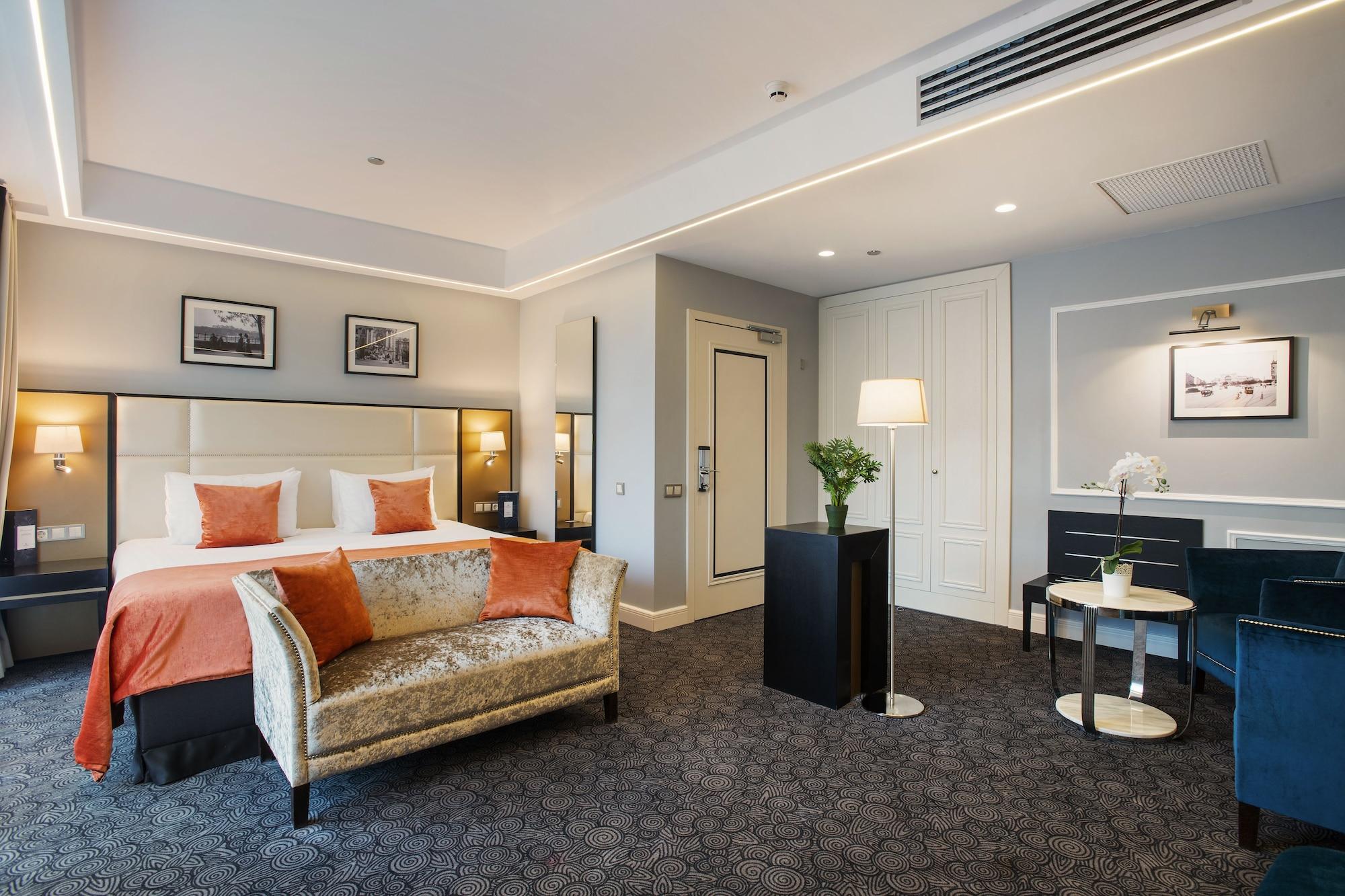 Hotel Eurostars Danube 4*