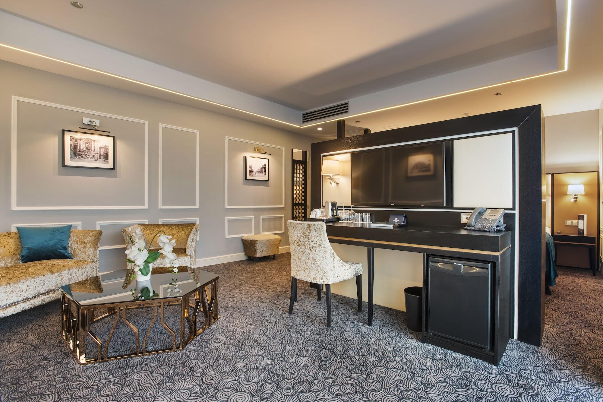 Hotel Eurostars Danube 4*