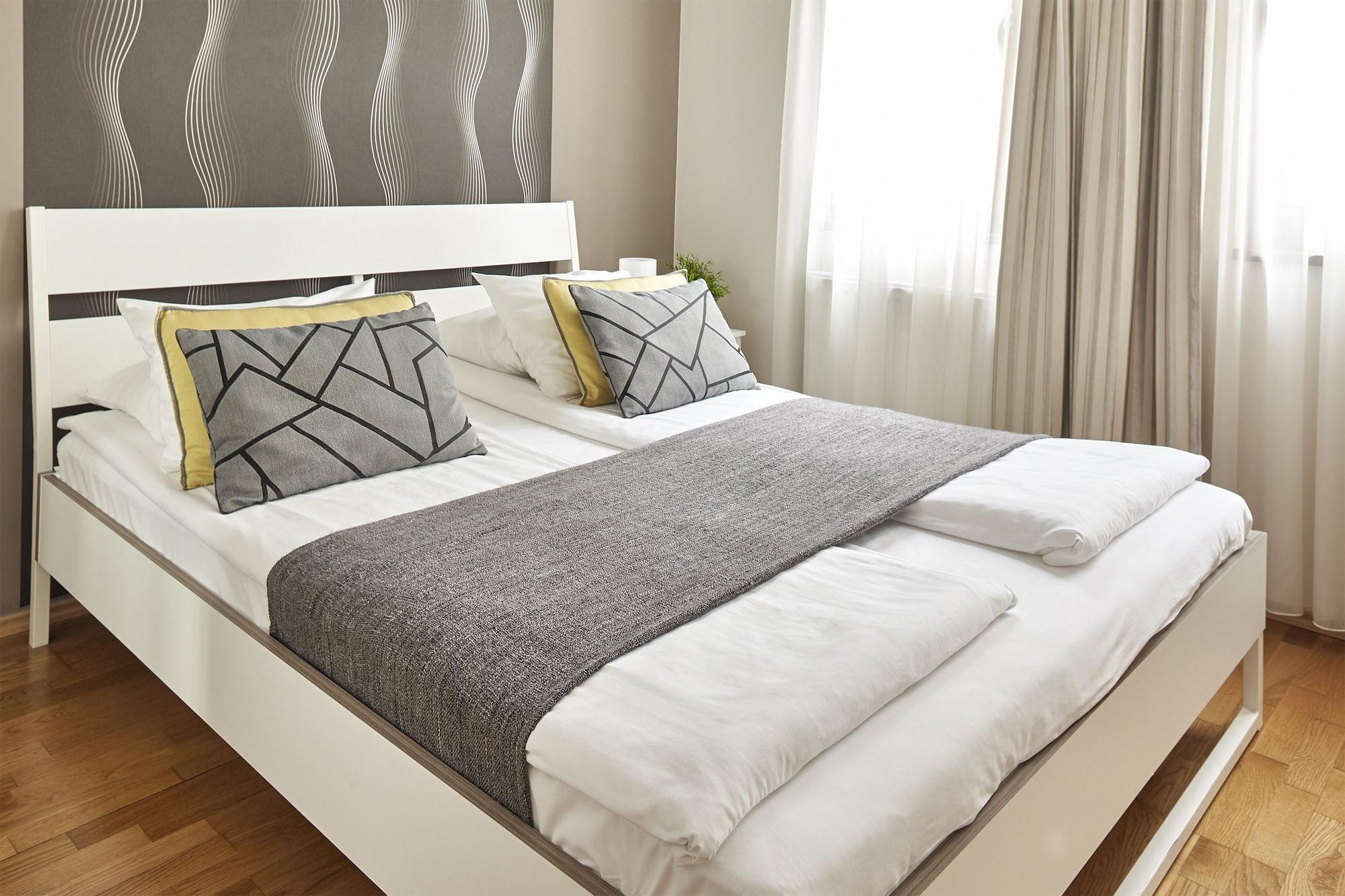 Aparthotel 7seasons 4*