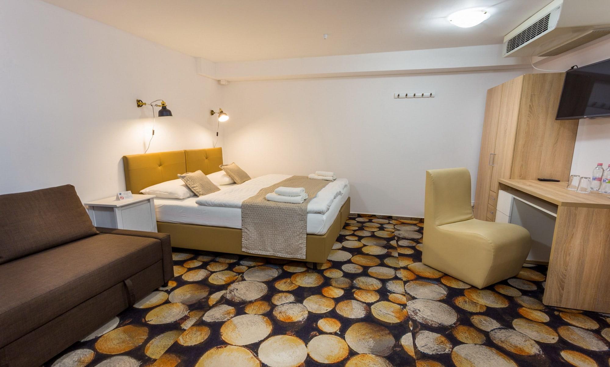 Grand Jules - Boat 3*