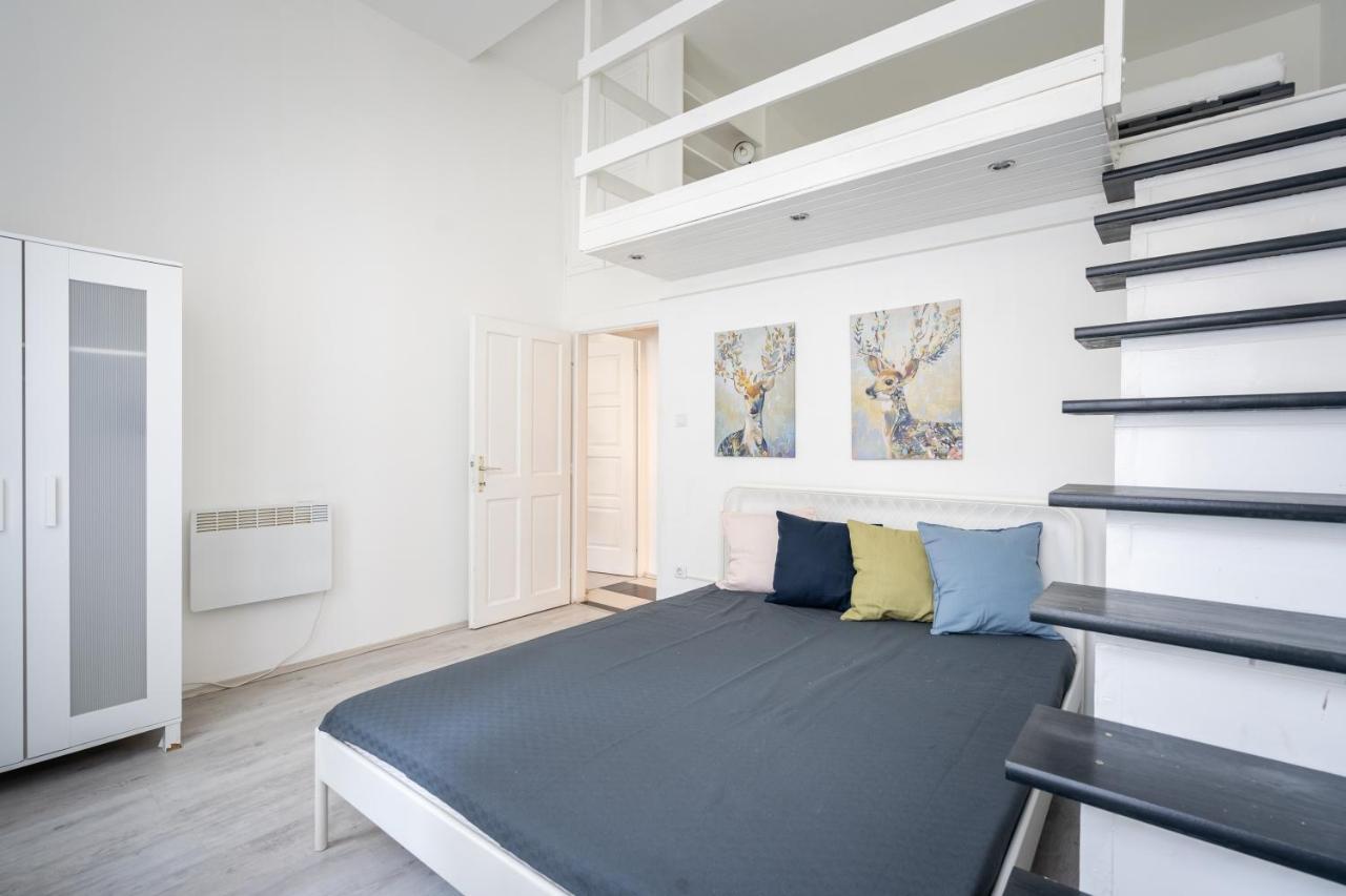 Bpr White Peony - 2 Bdr Central Budapest