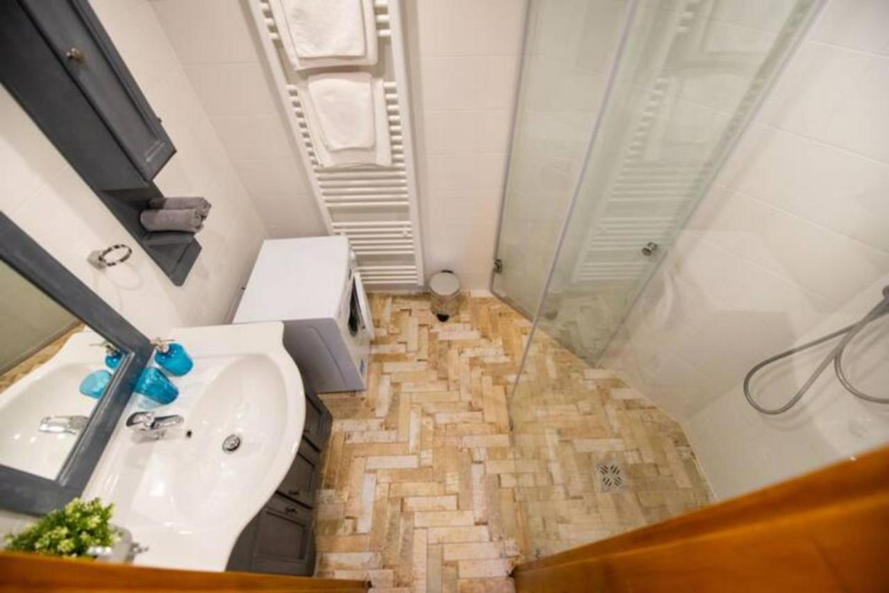 Chic Loft At Center With Ac * Budapest