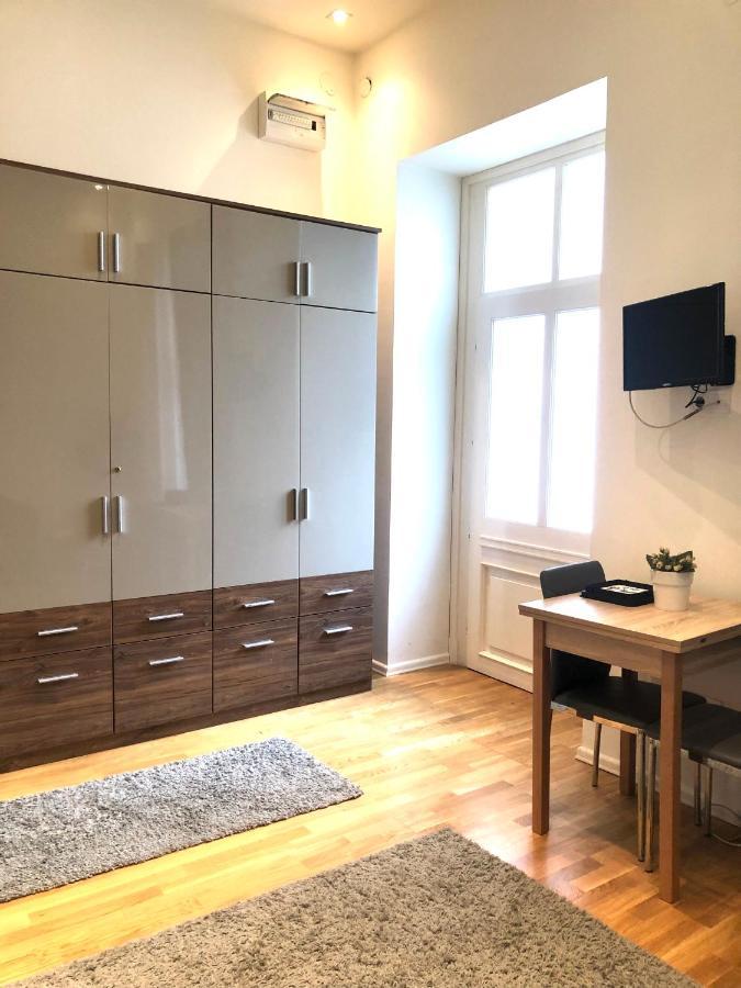 Diamond * Budapest