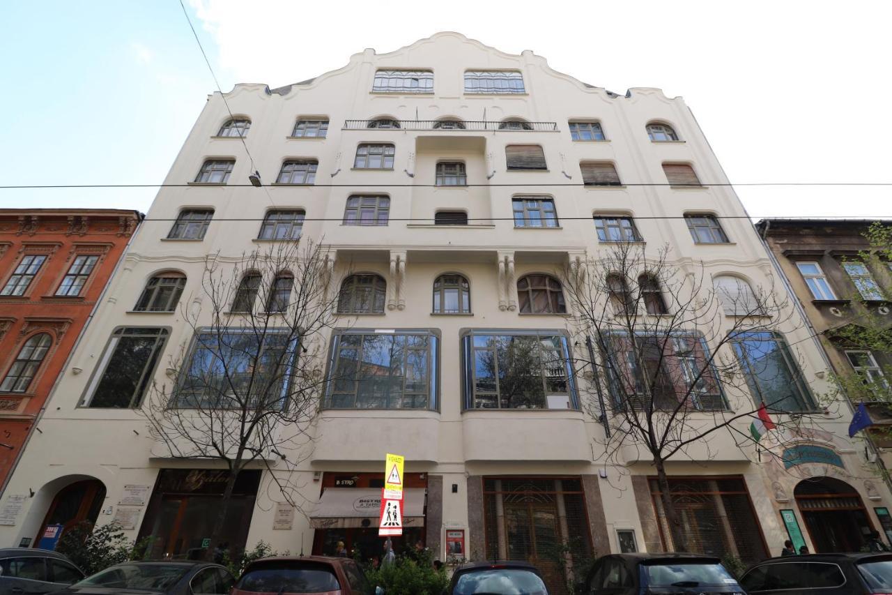 Broadway Downtown Deluxe Apartamento