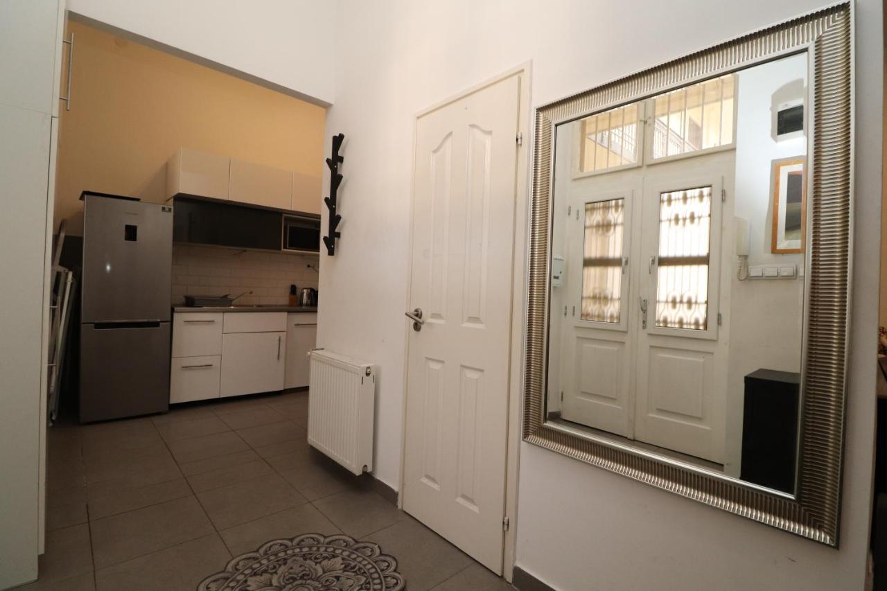Broadway Downtown Deluxe Apartamento Budapest