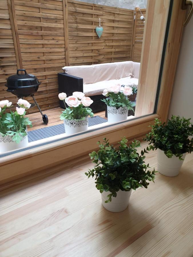 Private Interior Terrace Near New York Cafe *