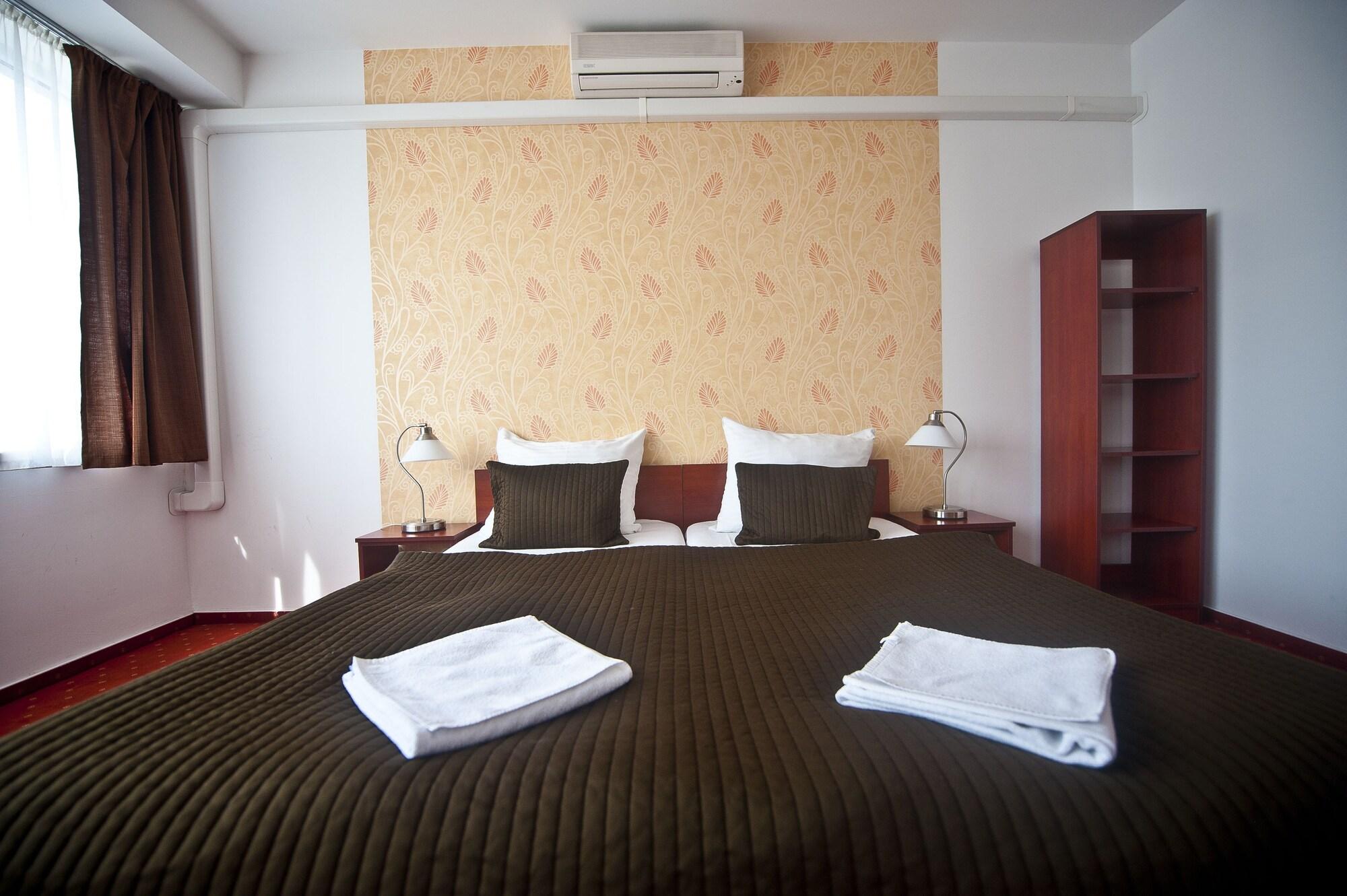 Canada Hotell 3*