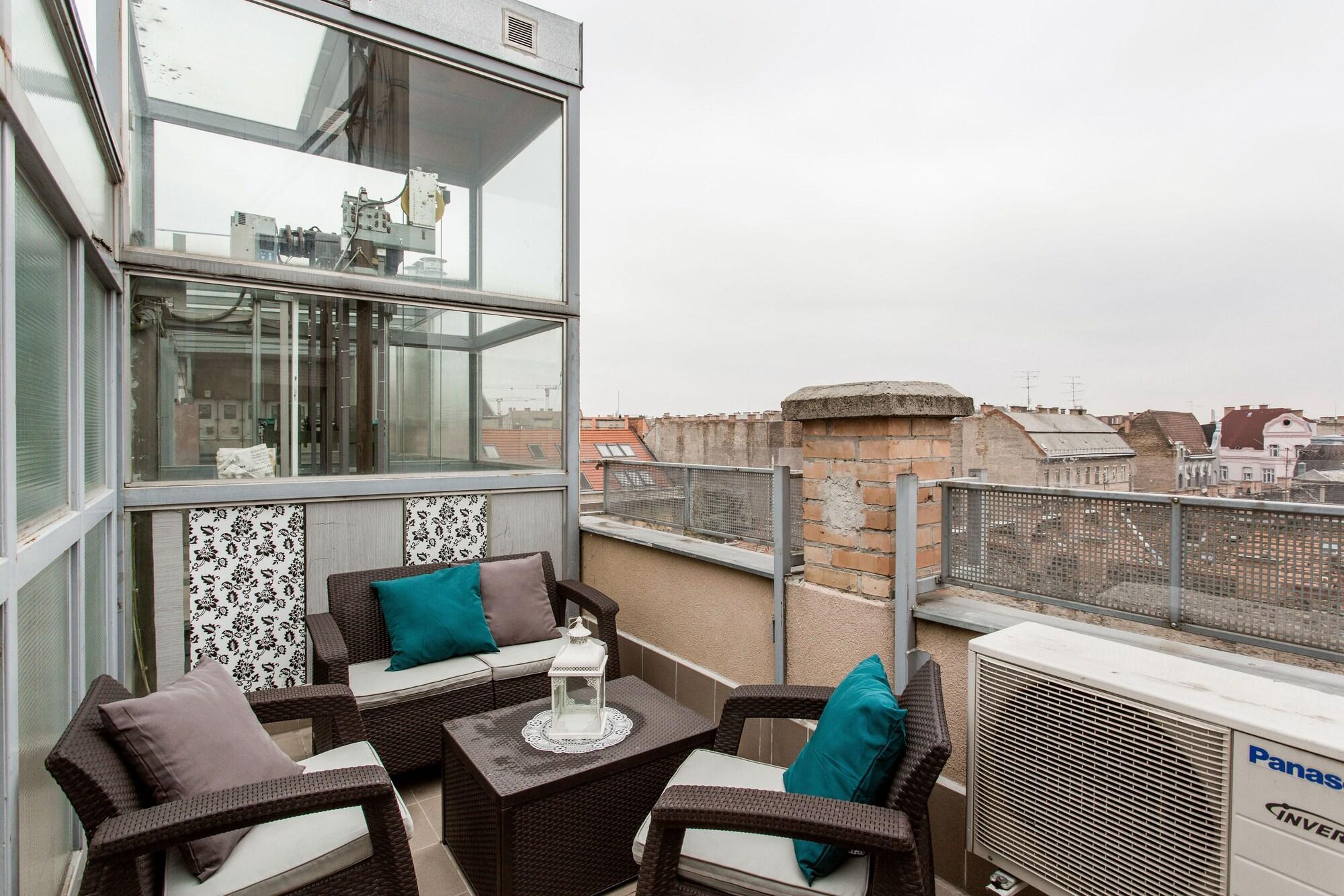 Hotel apartamentowy Grand