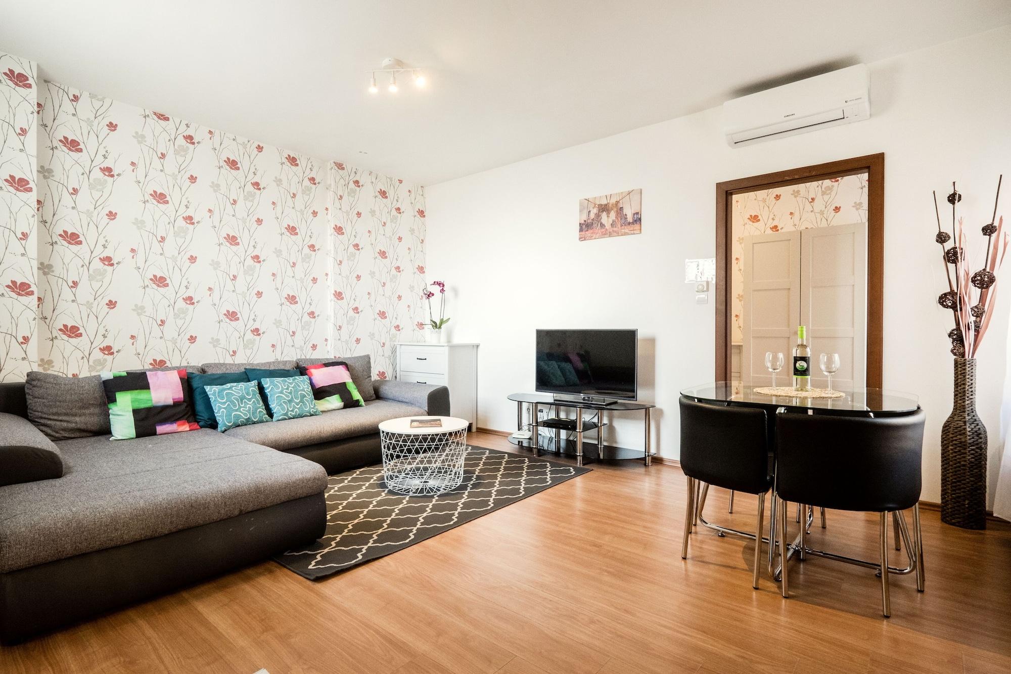 Lägenhetshotell Grand 4*
