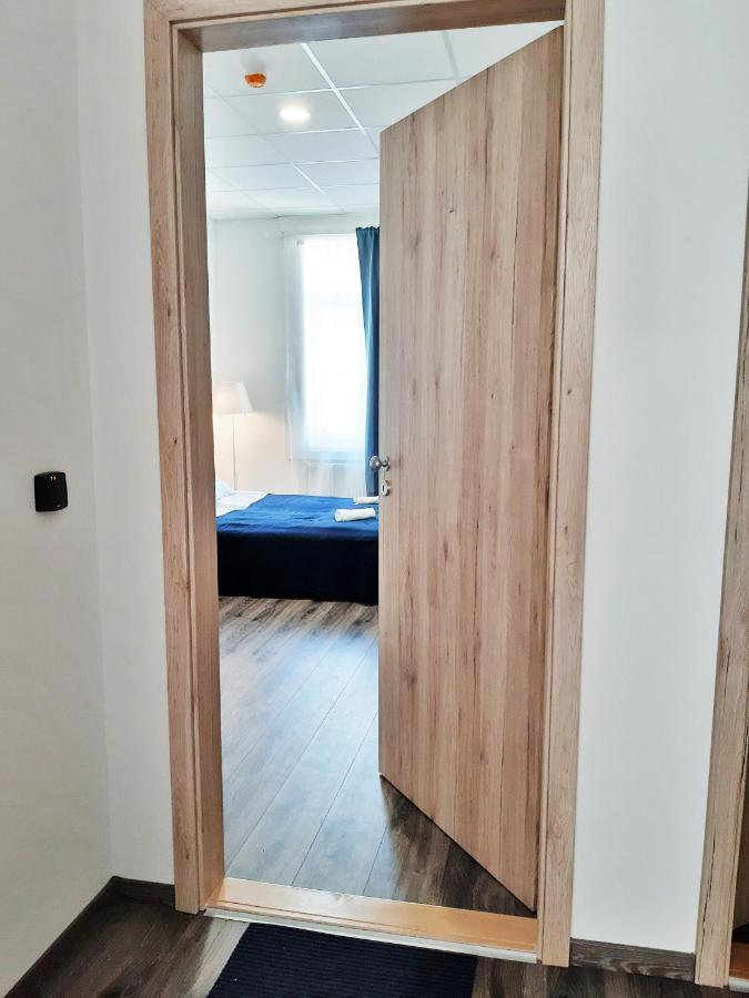 Homestay For Long-term, Budget! Purple Peach Budapest