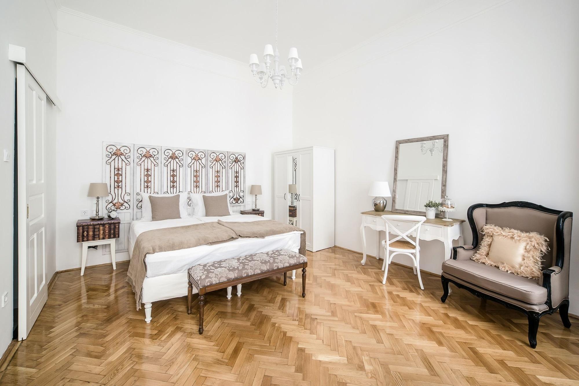 House Beletage-boutique Hotel 3*