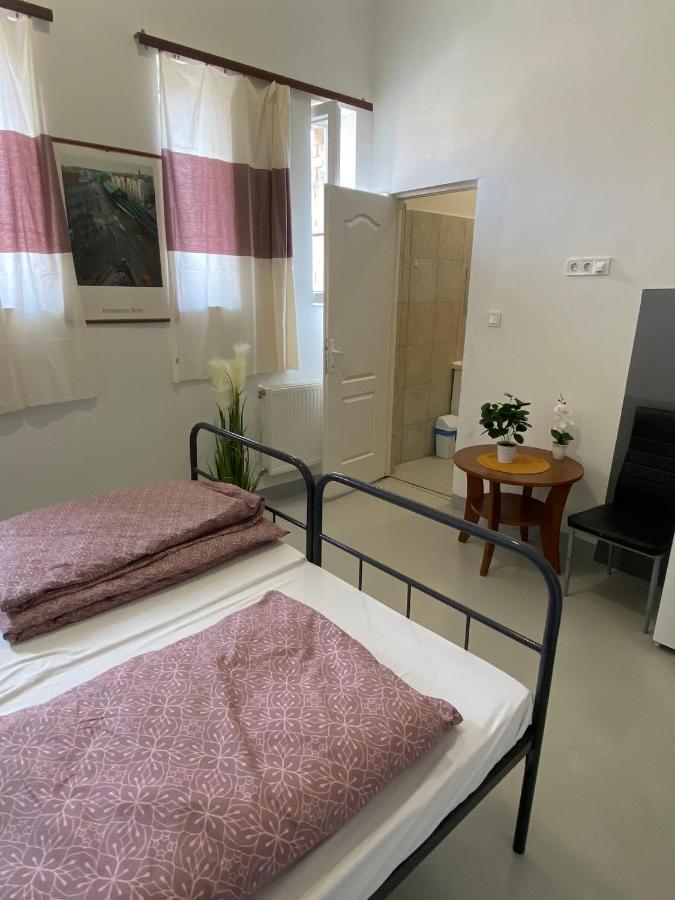 Kocka Szallo Apartmán