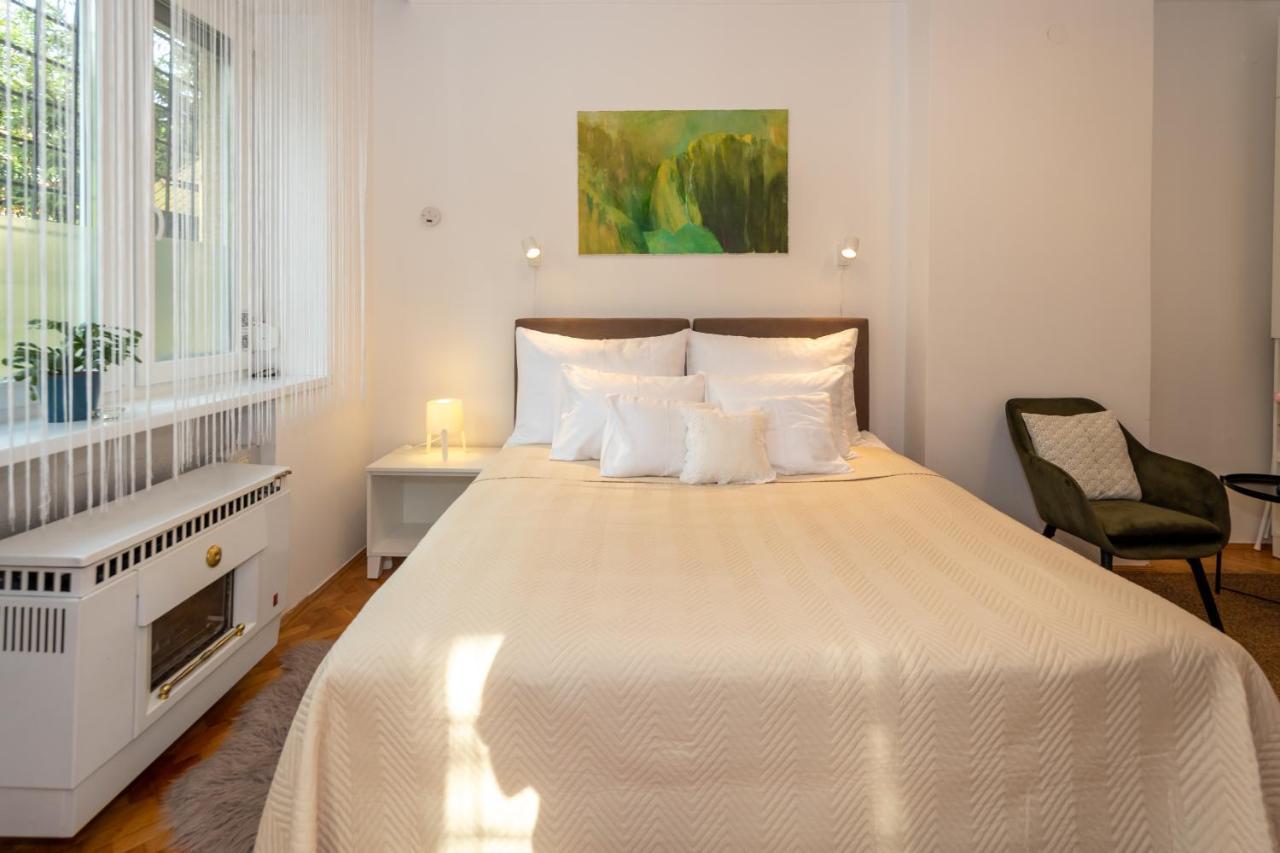 Sunbird Apartment *