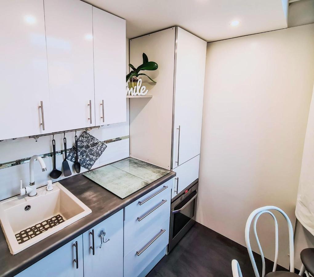 Modern Flat In Center Appartement Boedapest