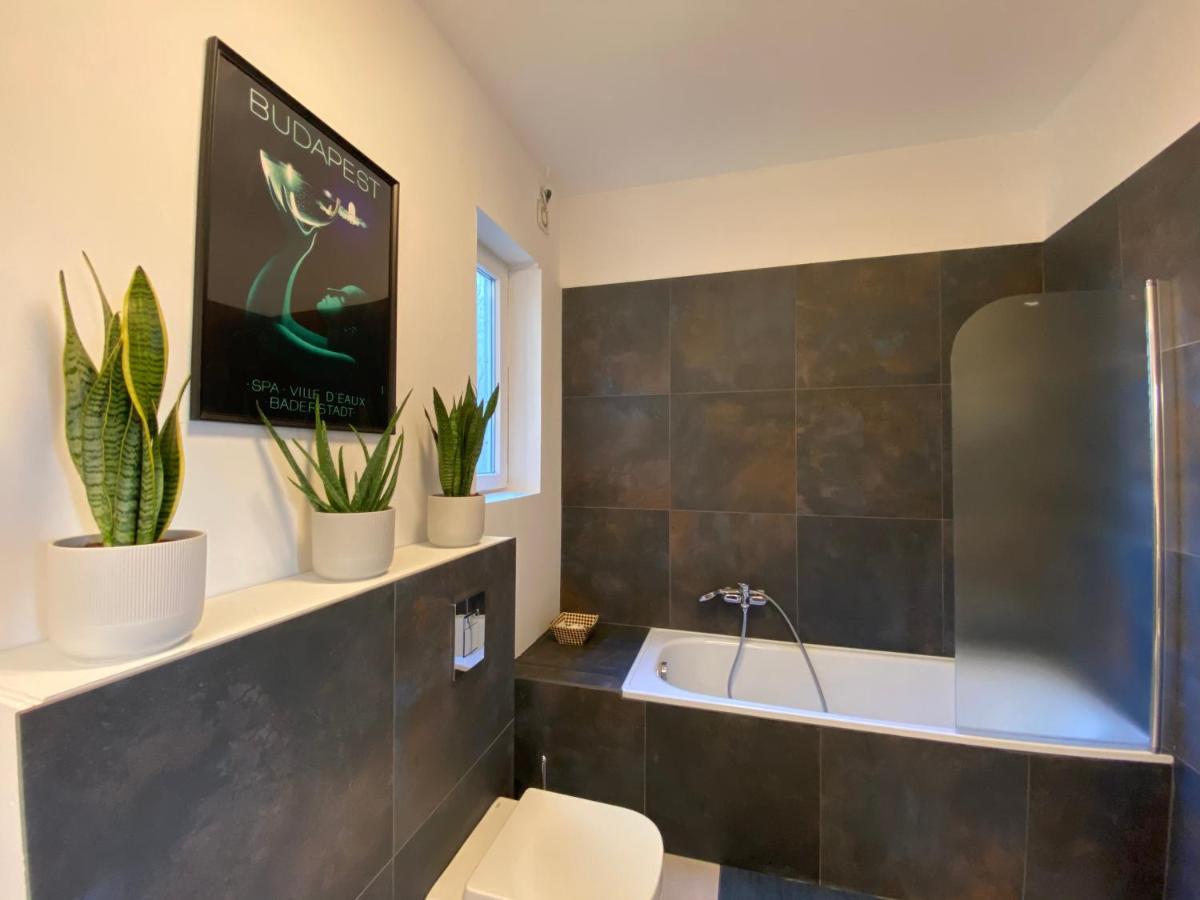 Apartment 2 Bedroom 107 M2 Loft With Balcony *