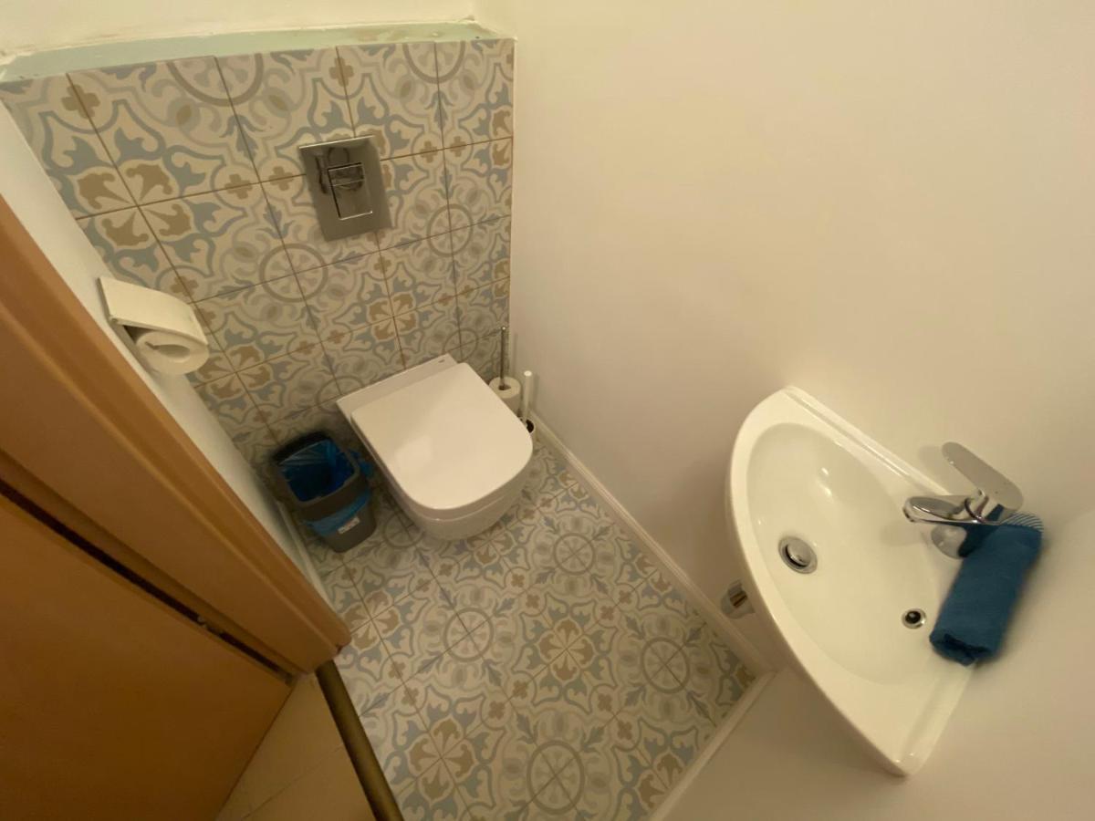 2 Bedroom 107 M2 Loft With Balcony * Budapest
