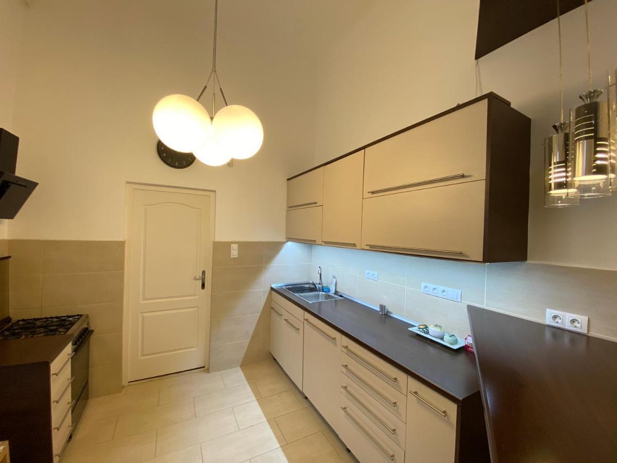 Karolina's Nyugati Budapest